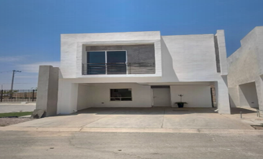 CASA DE ENTREGA INMEDIATA EN CIRCUITO LE CORBUSIOR VIV, FRACC. PASE AUREA, COL. RUBI SENDEROS