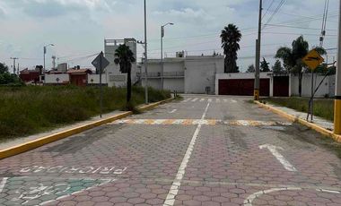 terreno en venta a una cuadra de la radial