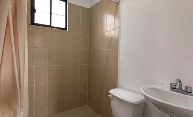 Casa en venta en Toluca, Conjunto Habitacional Las Bugambilias