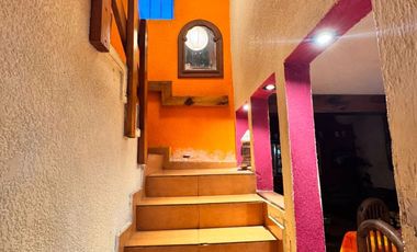 CASA EN VENTA EN CERRADA -- LOMAS 3RA SECCIÓN