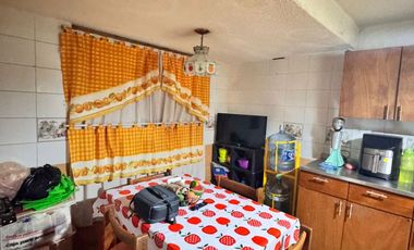 CASA EN VENTA EN CERRADA -- LOMAS 3RA SECCIÓN