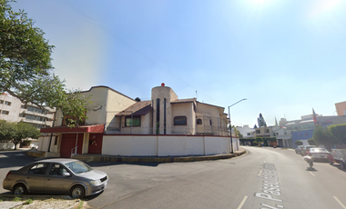 Casa en venta en Av. Paseo de los Jardines 27, Paseos de Taxqueña, Coyoacán, 04250 Ciudad de México, CDMX.AHH