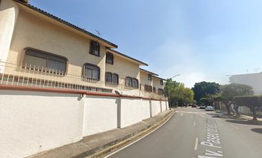 Casa en venta en Av. Paseo de los Jardines 27, Paseos de Taxqueña, Coyoacán, 04250 Ciudad de México, CDMX.AHH