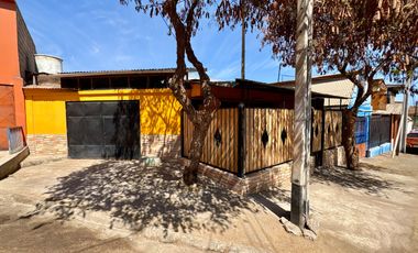 Venta Casa 4 dormitorios En Pasaje A Pasos La Vega Central Y Universidad Santo Tomas, Antofagasta