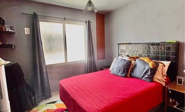 CASA EN VENTA CON TERRENO EXCEDENTE -- PUERTA DE PIEDRA