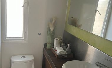 CASA EN VENTA CON TERRENO EXCEDENTE -- PUERTA DE PIEDRA