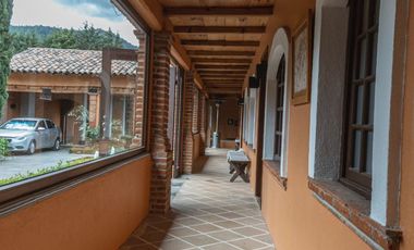 Casa de descanso en Huxquilucan: naturaleza, confort y amplitud