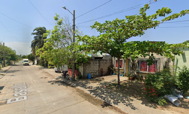 CASITA EN PROCESO DE RECUPERACIÓN CON SENTENCIA FIRME UBICADO EN LA CALLE DE BASALTO 320 COLONIA EL PARAISO EN COATZACOALCOS VERACRUZ