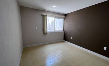 CASA EN RENTA EN ZAPOPAN