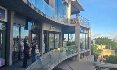 Local en venta en Lomas 2a centro comercial