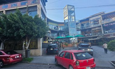 Local en venta en Lomas 2a centro comercial