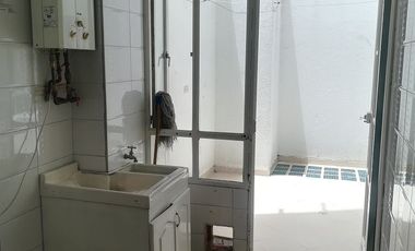 VENDO APARTAMENTO BARRIO LOS CRISTALES