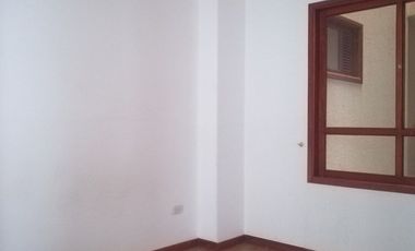 VENDO APARTAMENTO BARRIO LOS CRISTALES