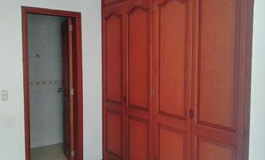 VENDO APARTAMENTO BARRIO LOS CRISTALES