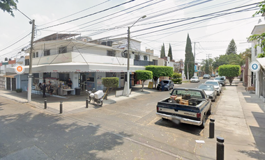 Tu futuro hogar empieza con una decisión inteligente!! Venta De Hermosa Casa En Remate Bancario En Colonia Colinas de Las Águilas, Zapopan Jal.