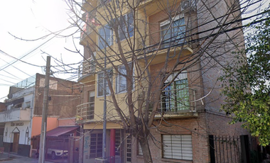 VENTA: Depto semipiso 3 amb con cochera en Villa Ballester a 2 cuadras est Malaver