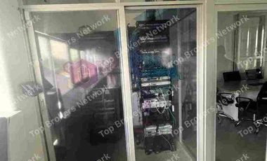 Edificio de uso comercial ubicado en El Marqués, Querétaro