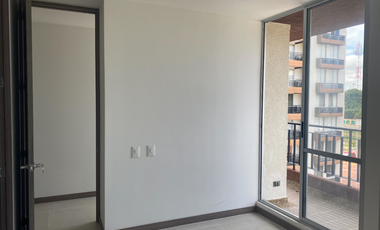 A la venta hermoso Apartamento de 3 Habitaciones con Balcón en Ricaurte.