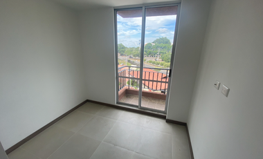 A la venta hermoso Apartamento de 3 Habitaciones con Balcón en Ricaurte.