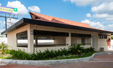 A la venta hermoso Apartamento de 3 Habitaciones con Balcón en Ricaurte.