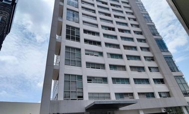 Departamento en RENTA RECIEN REMODELADO en zona ANDARES (Torre Aura altitud)