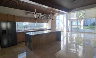 Departamento en RENTA RECIEN REMODELADO en zona ANDARES (Torre Aura altitud)