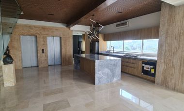 Departamento en RENTA RECIEN REMODELADO en zona ANDARES (Torre Aura altitud)