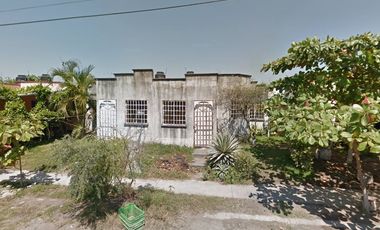 CASA EN VENTA DE RECUPERACION HIPOTECARIA EN TECOMAN COLIMA EXCELENTE OPORTUNIDAD