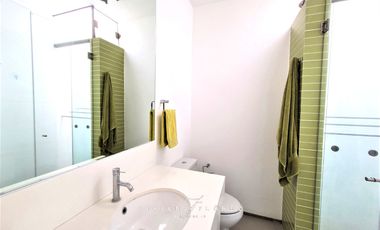 Alquiler casa en Playa La Escondida , Asia. Vista directa al Mar, con piscina