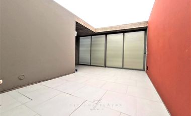 Alquiler casa en Playa La Escondida , Asia. Vista directa al Mar, con piscina