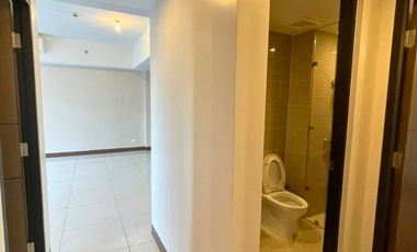 3 Bedroom Condo FOR SALE in St. Mark Residence McKinley Hill