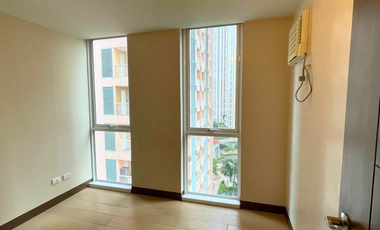 3 Bedroom Condo FOR SALE in St. Mark Residence McKinley Hill