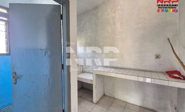 Dijual/Disewakan Rumah dengan Halaman Luas di Depan RS Yasmin Banyuwangi