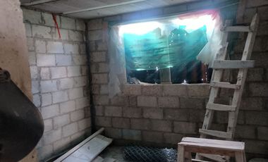 TERRENO CON CASA EN OBRA NEGRA EN PACHUQUILLA
