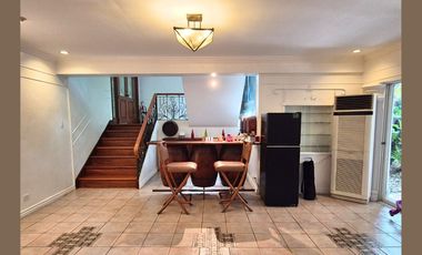 Urdaneta Village House for Sale! Makati City