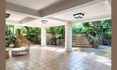 Urdaneta Village House for Sale! Makati City