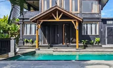 FOR SALE VILLA WITH LARGE GARDEN AND SWIMMING POOL WITH SEA VIEW AT GIANYAR BALI