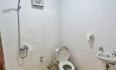 FOR SALE VILLA WITH LARGE GARDEN AND SWIMMING POOL WITH SEA VIEW AT GIANYAR BALI