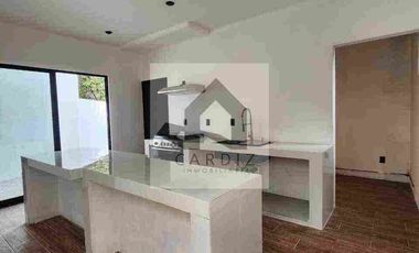 Casa nueva dentro de privada en zona norte