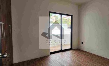 Casa nueva dentro de privada en zona norte