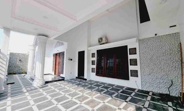 Rumah Mewah Baru American Classic Area Gentan