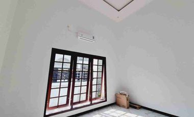 Rumah Mewah Baru American Classic Area Gentan