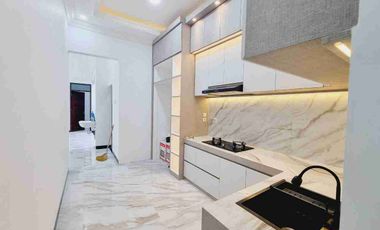 Rumah Mewah Baru American Classic Area Gentan