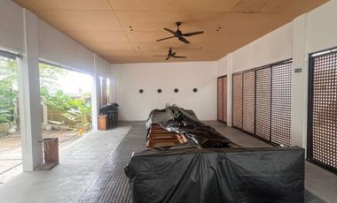 Ready-to-Use Industrial Business Space for Sale, Suitable for Restaurant or Villa