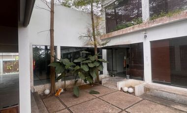 Ready-to-Use Industrial Business Space for Sale, Suitable for Restaurant or Villa