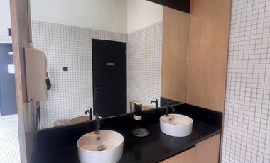 Ready-to-Use Industrial Business Space for Sale, Suitable for Restaurant or Villa