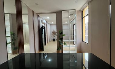 Dijual Ruko Gandeng di Gading SOHO – Kantor Mewah, Full Furnished, Siap Pakai!
