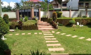 5 Bedroom House and Lot with Swimming Pool and High Ceilings in Mendez Cavite for Sale • Property ID: RT067