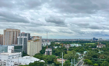 Brand New 2 Bedroom Condo FOR SALE in Park McKinley West