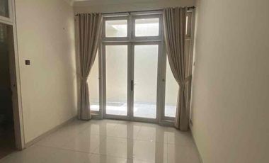 Disewakan Rumah Siap Huni Janur Elok 9 Kelapa Gading Jakarta